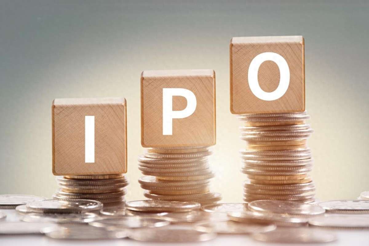 Gold at Record Highs: Time to Cash Out?
